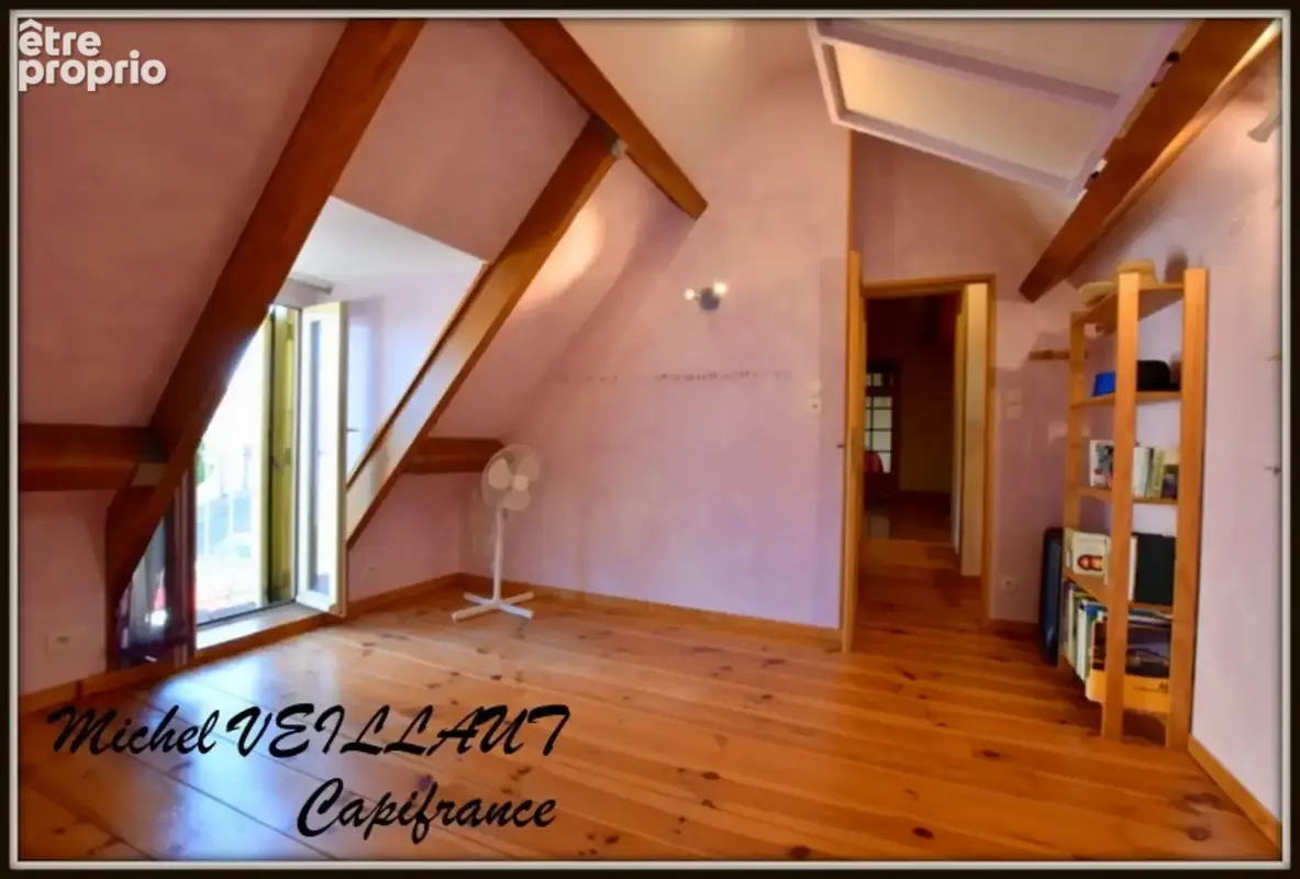 Maison à vendre 11 pièces MOULINS (03), 5 chambres, garage, 3 salles d'eau, terrain 237 m² - photo 12