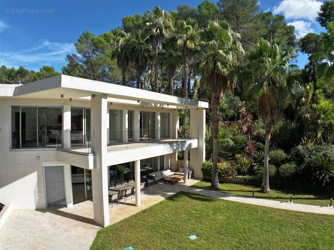 Maison à MOUGINS