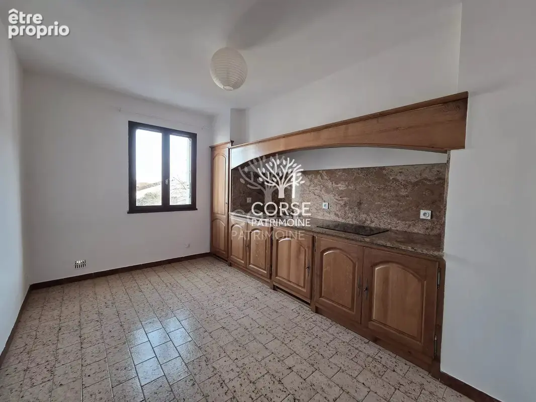 Appartement T4 109 m² - photo 1