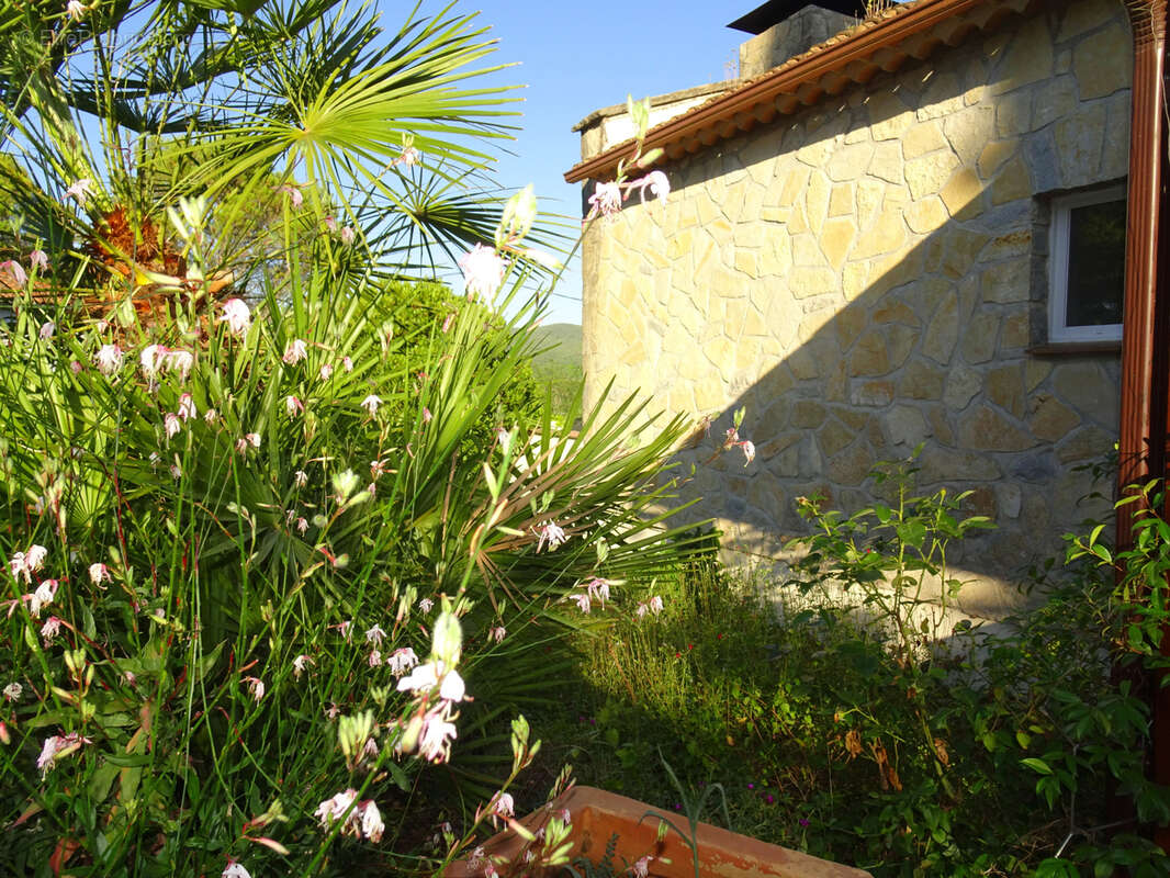 Maison à CAZILHAC