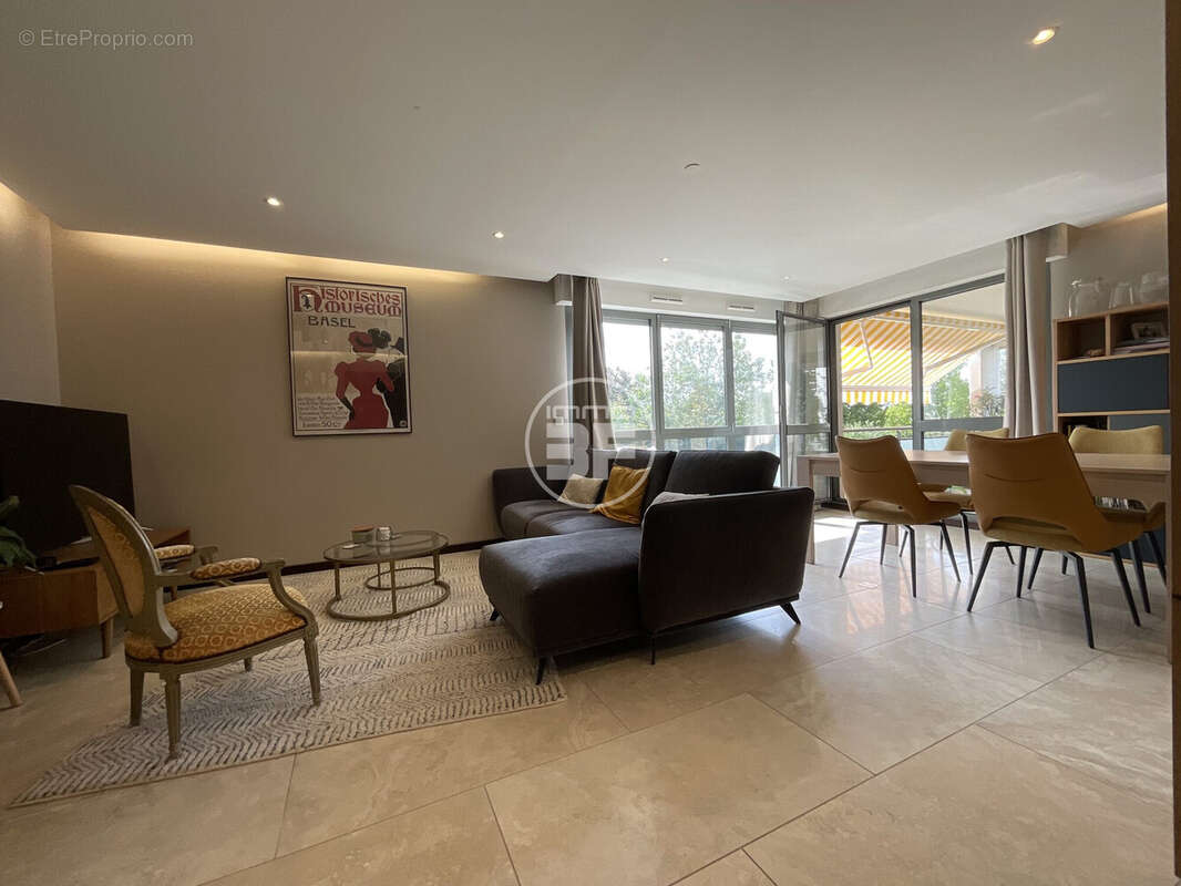 Appartement à HUNINGUE