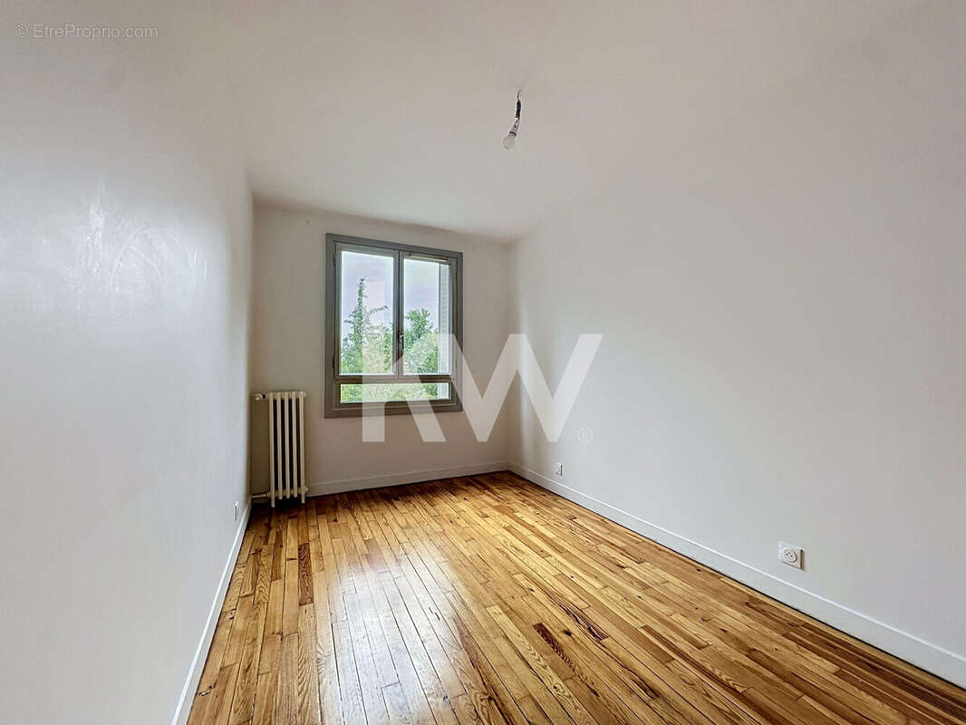Appartement 65 m² à Rueil-Malmaison  - photo 8