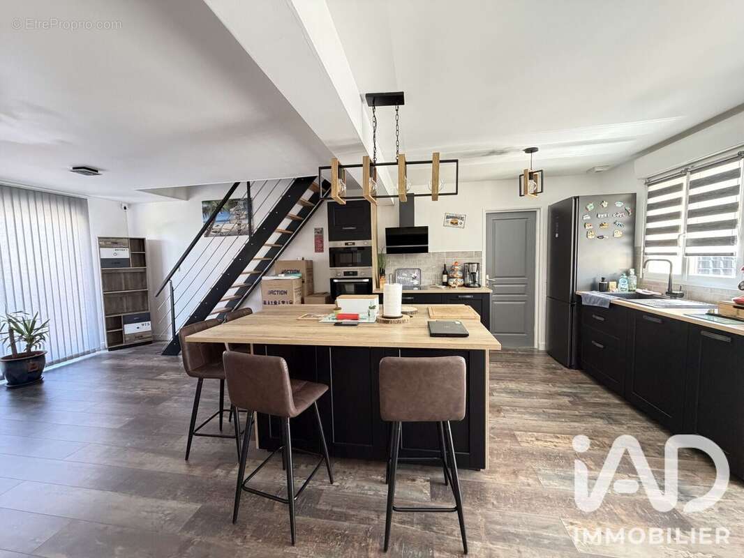 Photo 2 - Maison à LA SUZE-SUR-SARTHE
