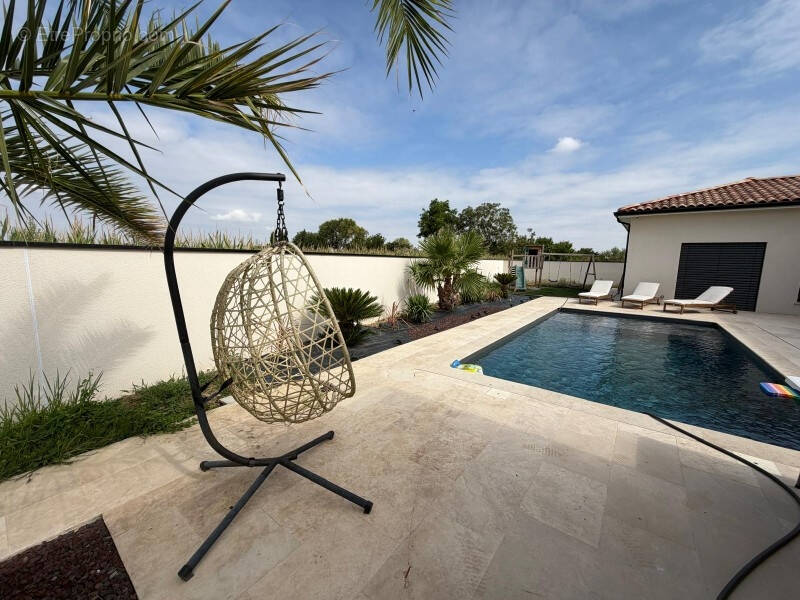 Maison à CARBONNE
