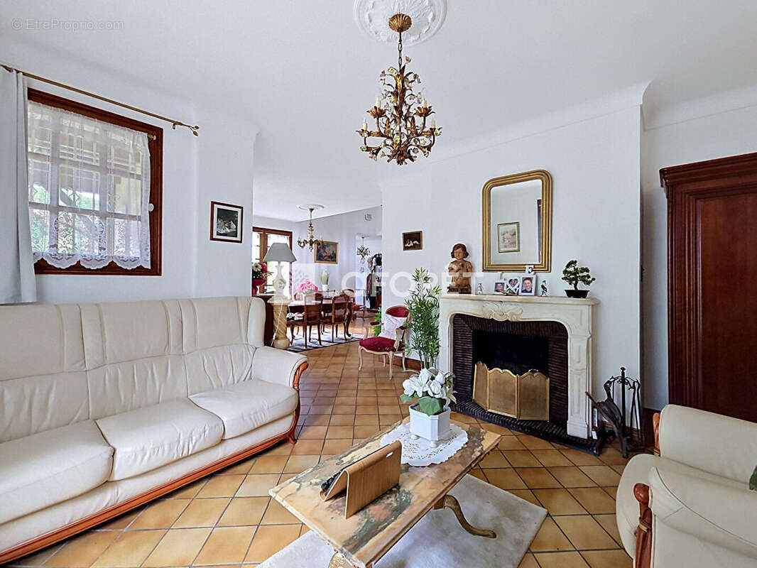 Maison à LAGOR