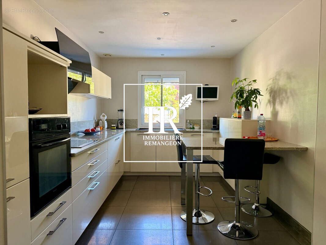 Maison 135 m² à Vierzon  - photo 5