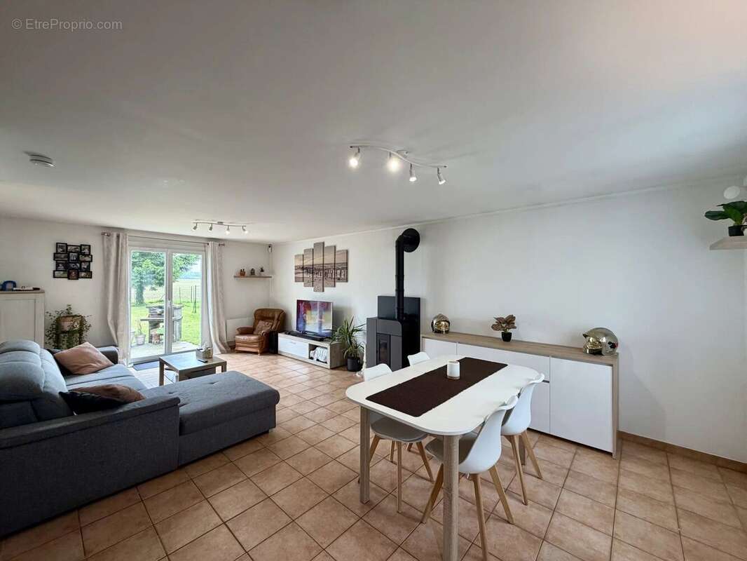 Maison à ROZAY-EN-BRIE