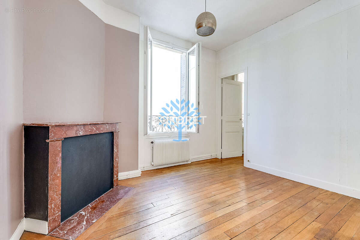 Appartement à FONTENAY-SOUS-BOIS