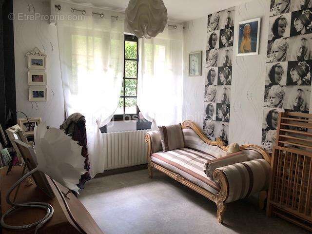 Maison à PETIT-COURONNE