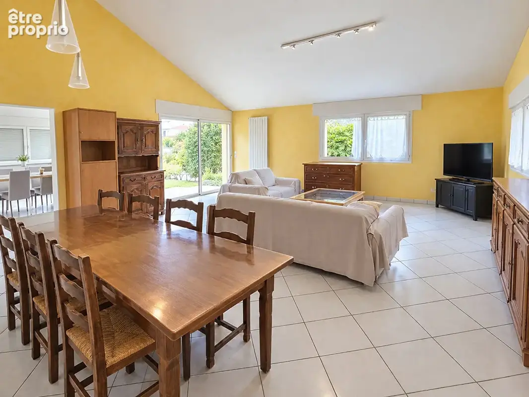 Maison Saint Denis Les Bourg  : 175 m2 - photo 5