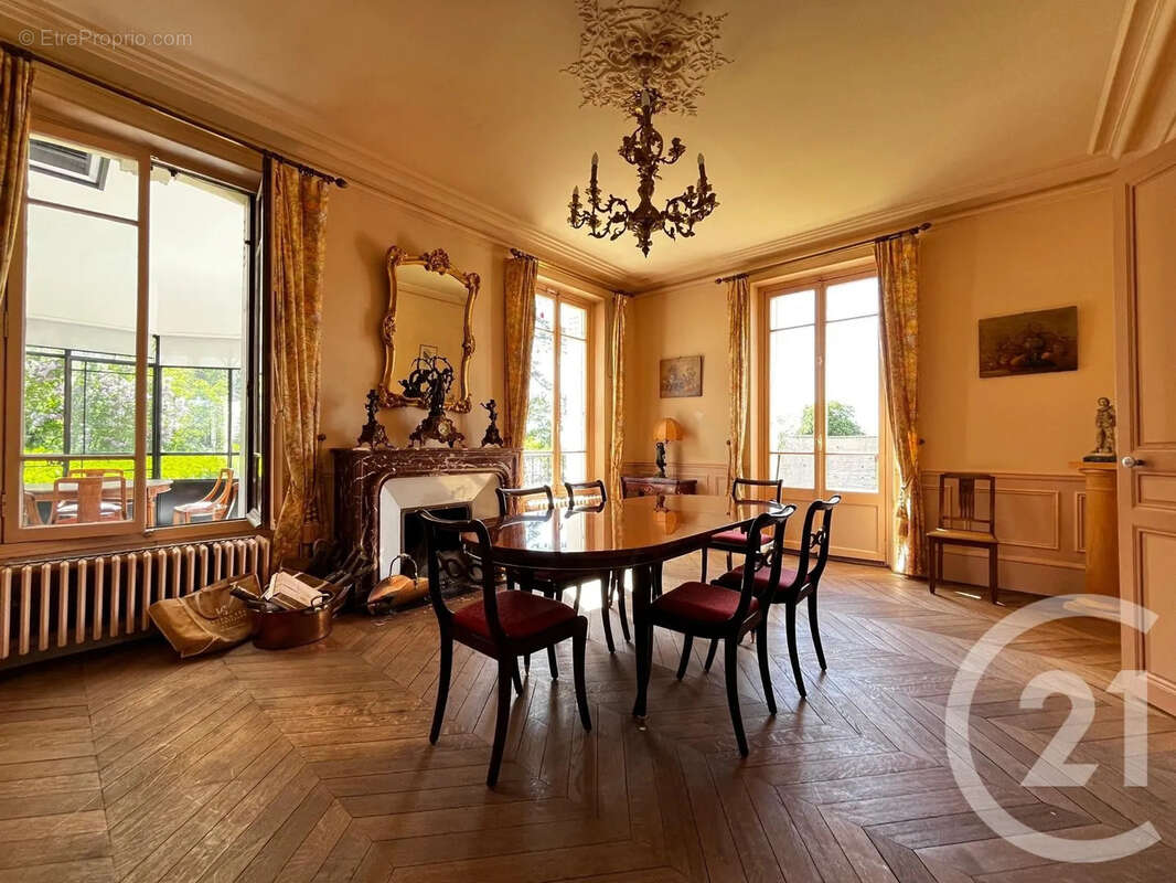 Maison à VETHEUIL