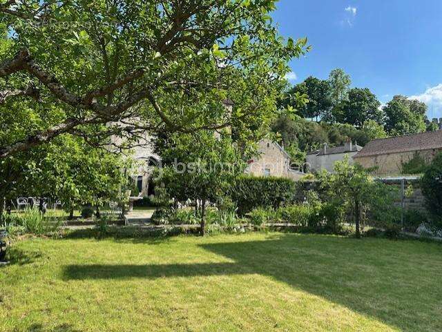 Maison à CHATILLON-SUR-SEINE