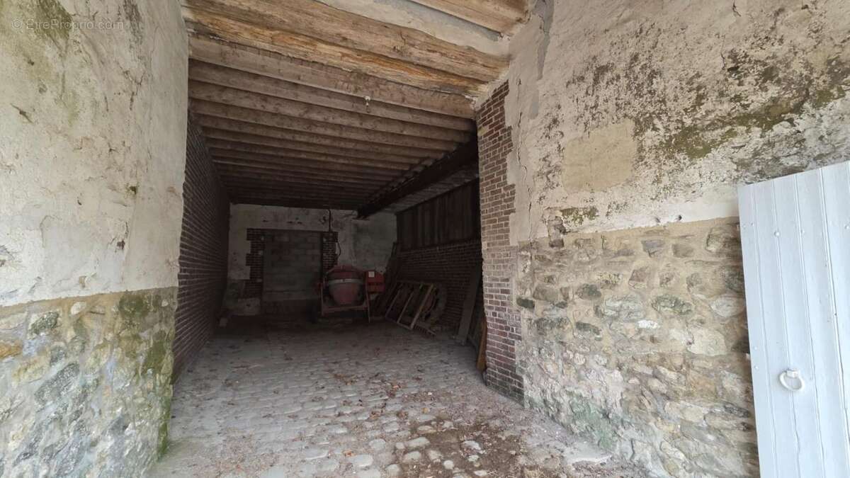 Maison à CHEVREVILLE