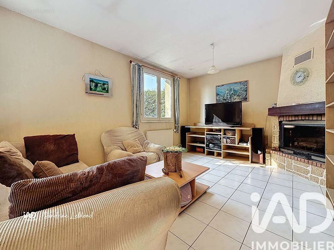 Photo 3 - Maison à CHERISY