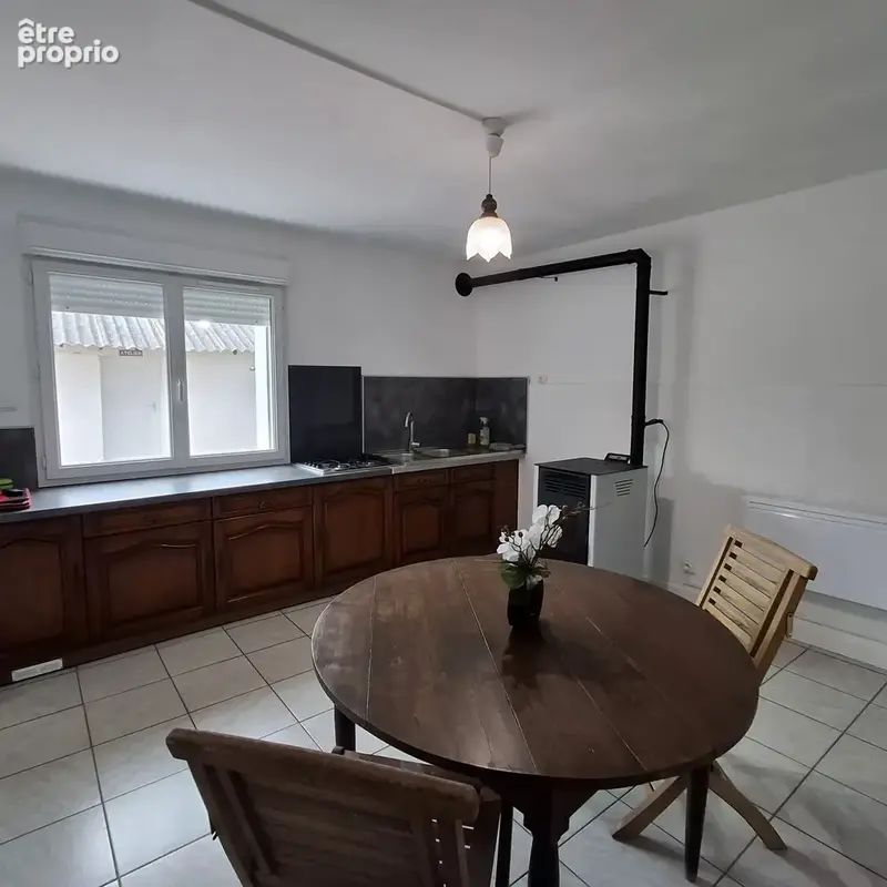 Maison 4 pièces 66 m² à vendre à Roumazieres-Loubert (16270) - photo 4