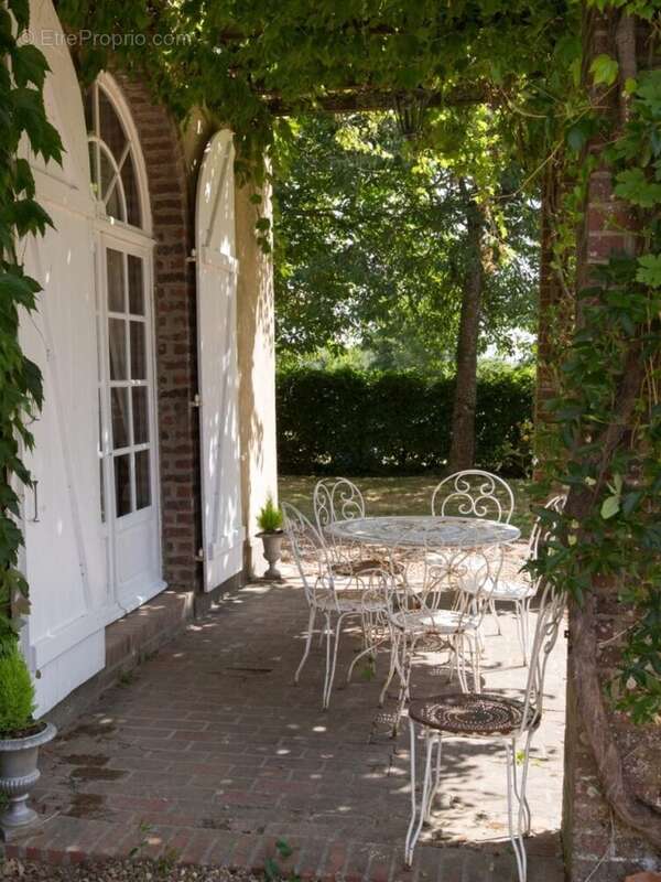 Maison à LA CHARTRE-SUR-LE-LOIR