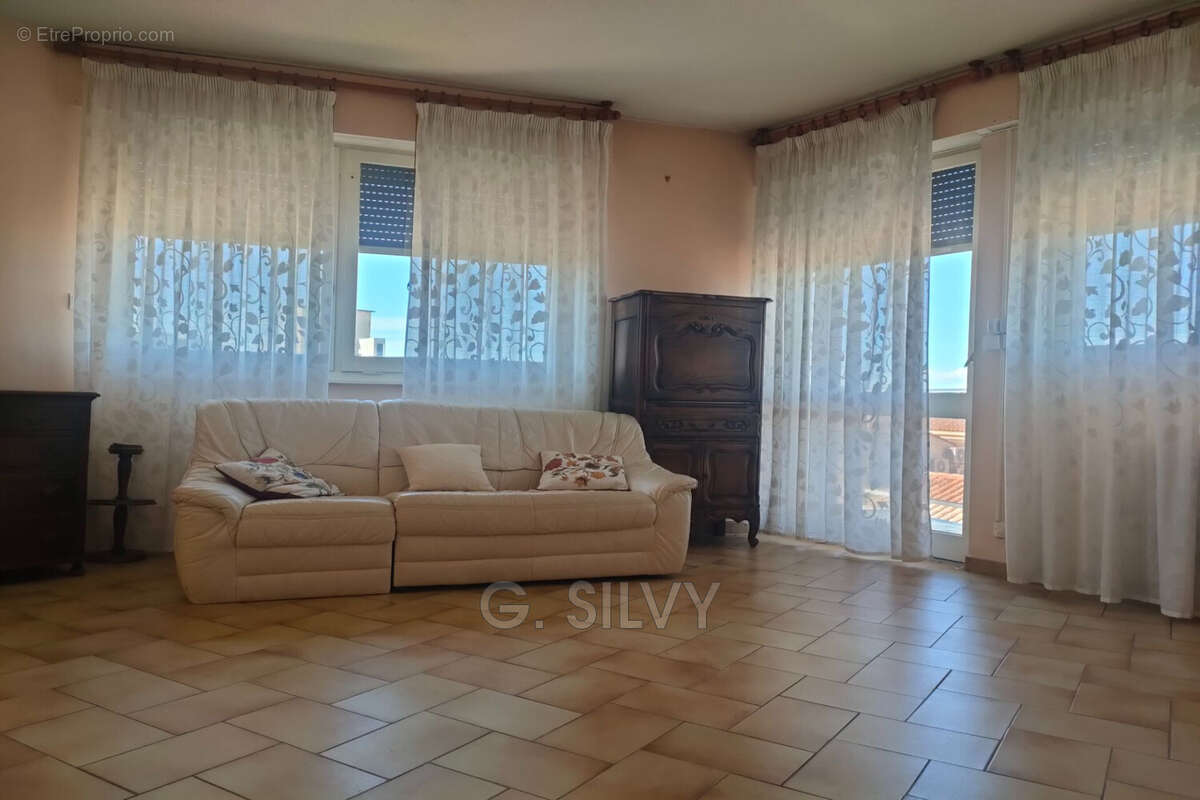 Appartement à ORANGE