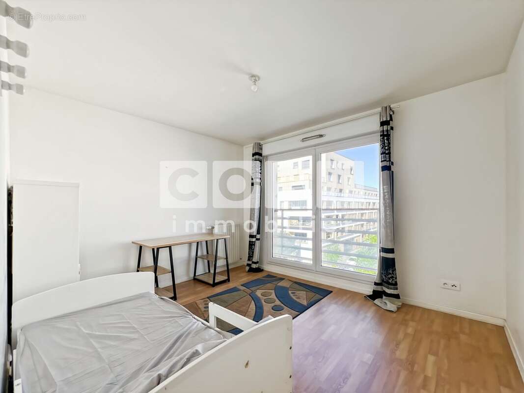 Appartement à COLOMBES