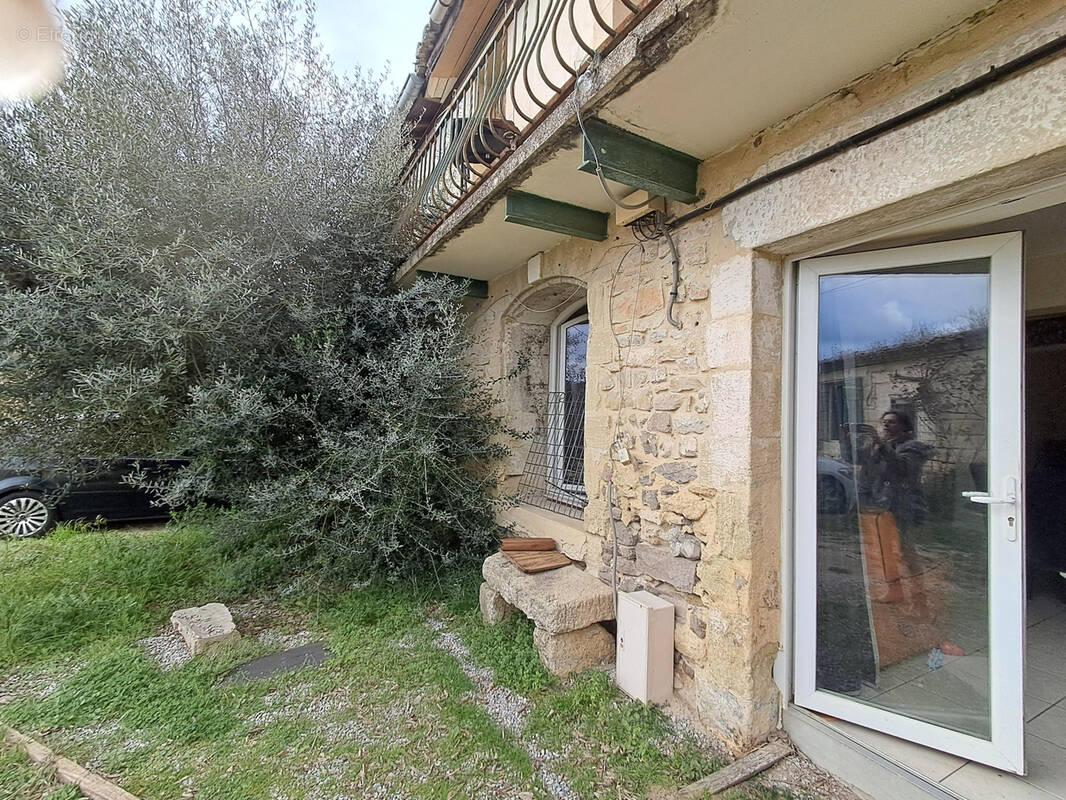 Maison à GALLARGUES-LE-MONTUEUX