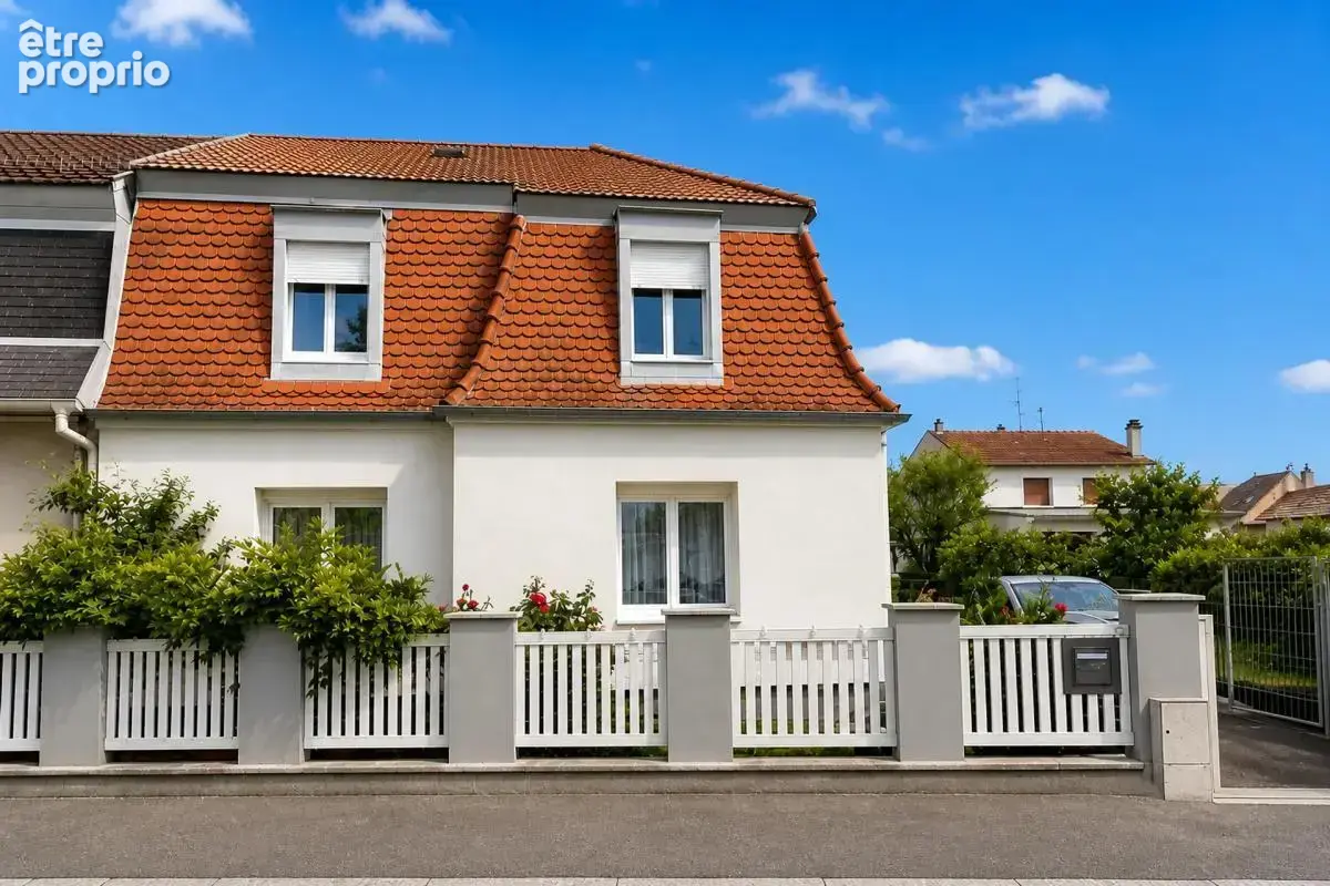 68390 sausheim – quartier résidentiel recherché – maison familiale de 200 m² – 7 pièces – 5 chambres – sous-sol aménagé – comble - photo 1