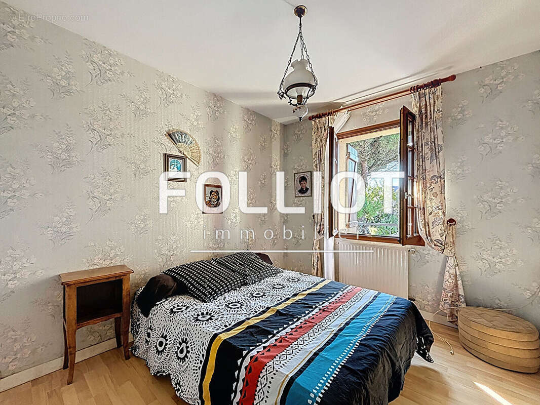 Maison à SAINT-PAIR-SUR-MER