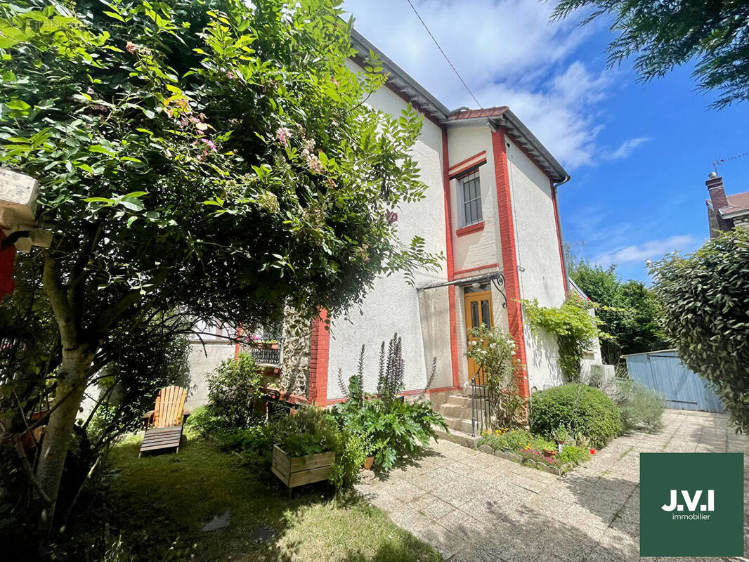 Maison à MONTMORENCY