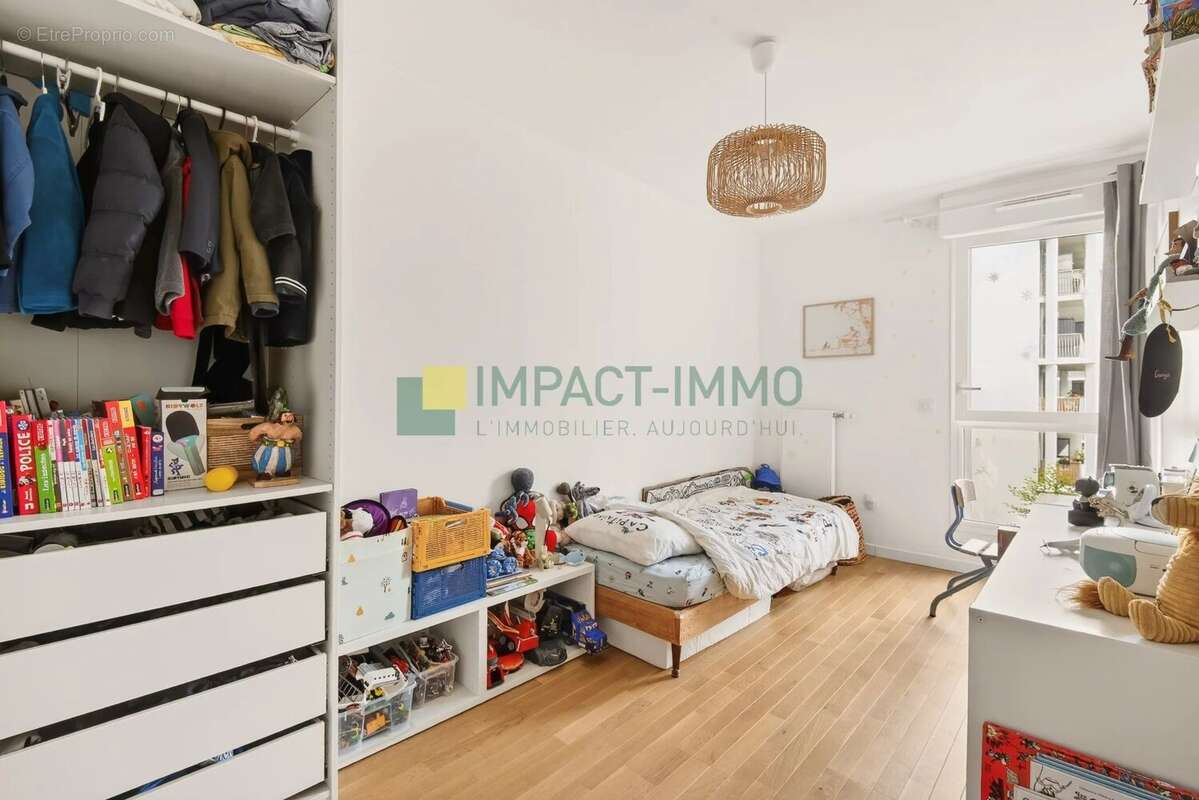 Appartement à CLICHY