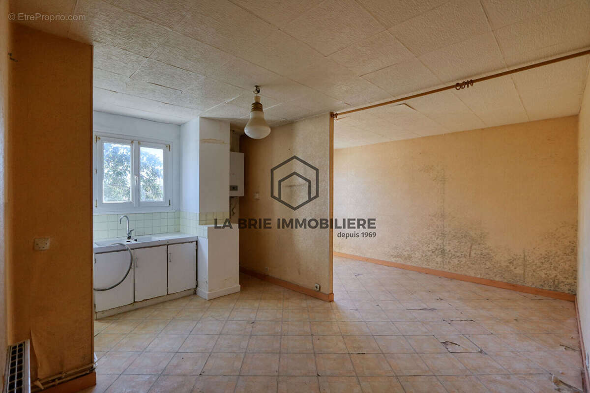 Appartement à VALENTON