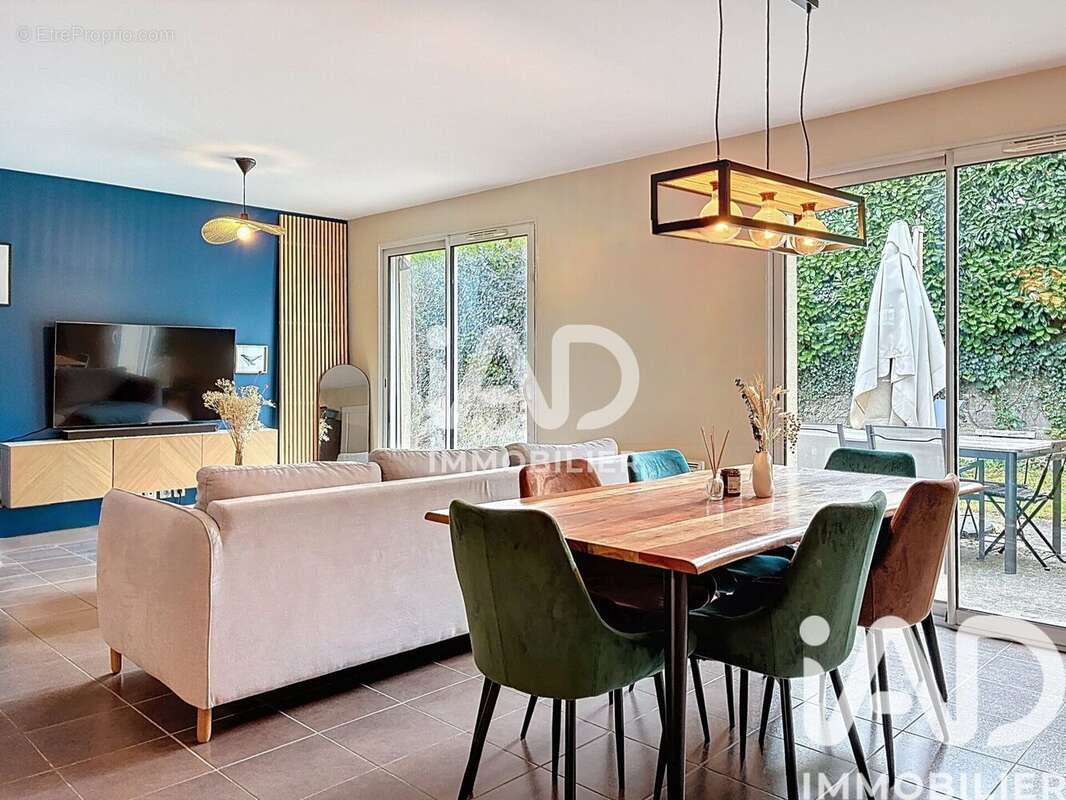 Photo 2 - Maison à ARNAS