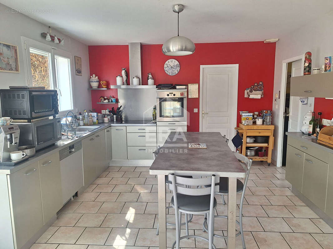 Maison 144m² à montpon-ménestérol - photo 3
