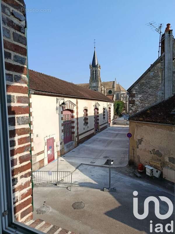 Photo 2 - Maison à AILLANT-SUR-THOLON