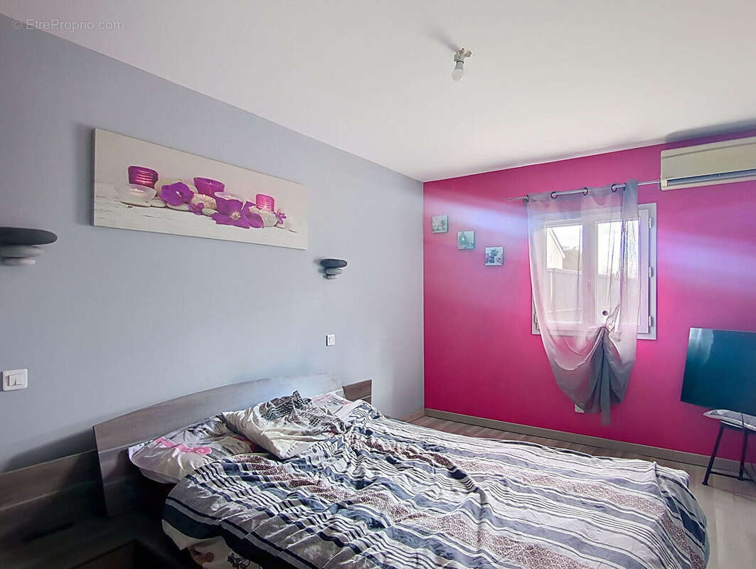 Maison à SAINT-ANDRE-DE-CUBZAC