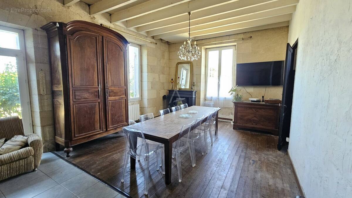 Maison à SAINT-ANDRE-DE-CUBZAC