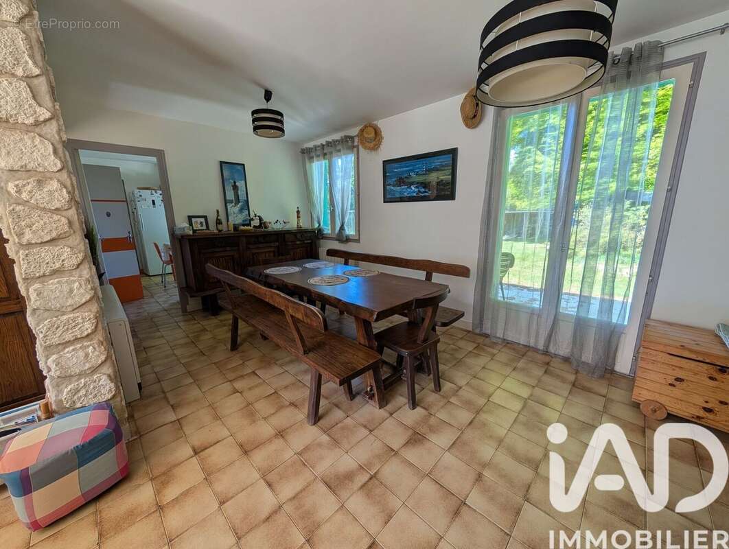 Photo 3 - Maison à SAINT-YVI