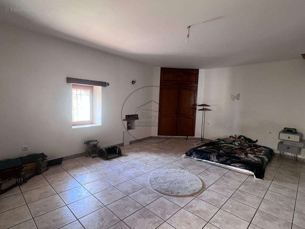 Maison à ALLEGRE-LES-FUMADES