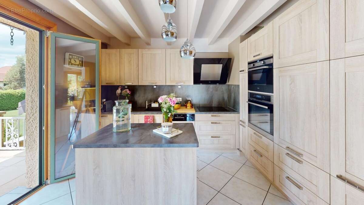 Maison à OYE-ET-PALLET