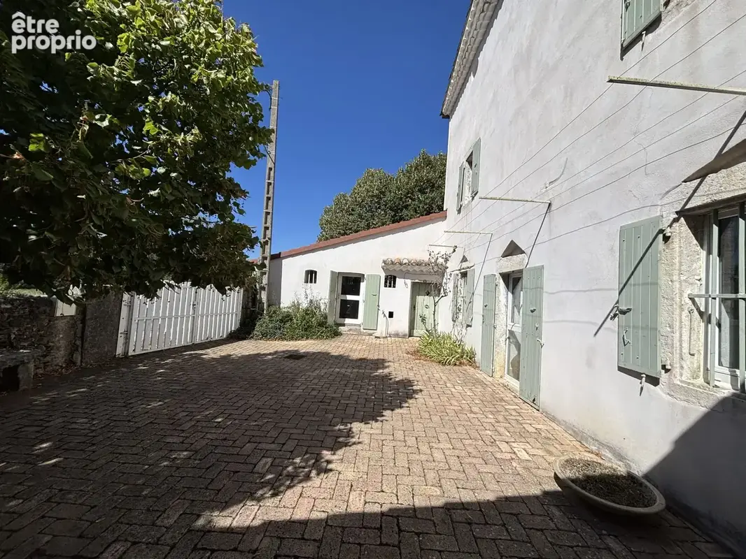 Maison 6 pièces 155 m² à vendre à Chomerac (07210) - photo 2
