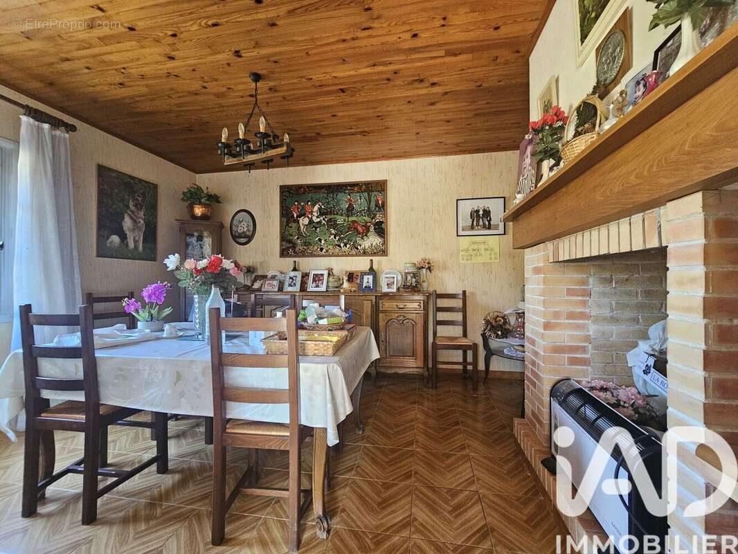Maison 86 m² à Saint-Aignan  - photo 7