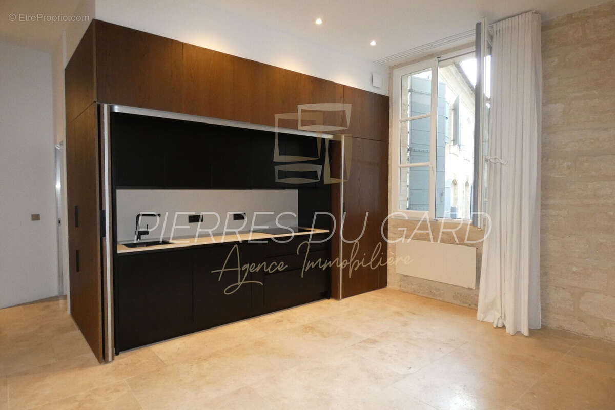 Appartement à UZES