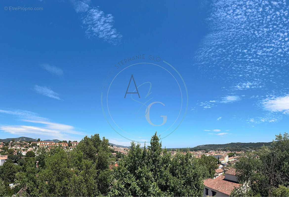 Appartement à COGOLIN