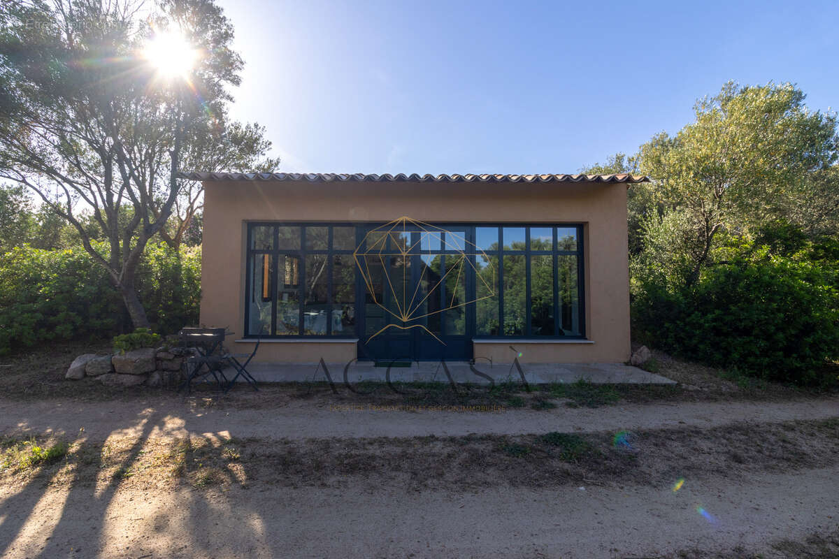 Maison à FIGARI