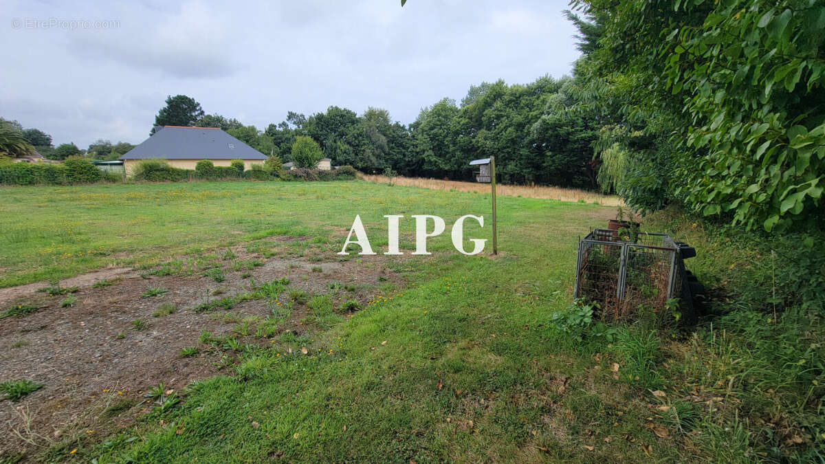 Terrain à PLOUEZEC