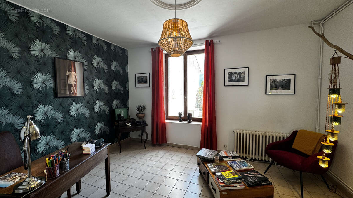 Maison à ETAIN