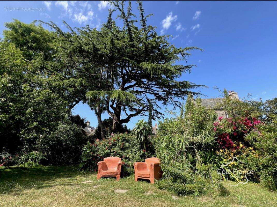 Maison à FERMANVILLE