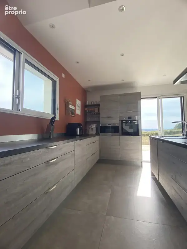 Maison 5 pièces 168 m² à vendre à Charlieu (42190) - photo 10