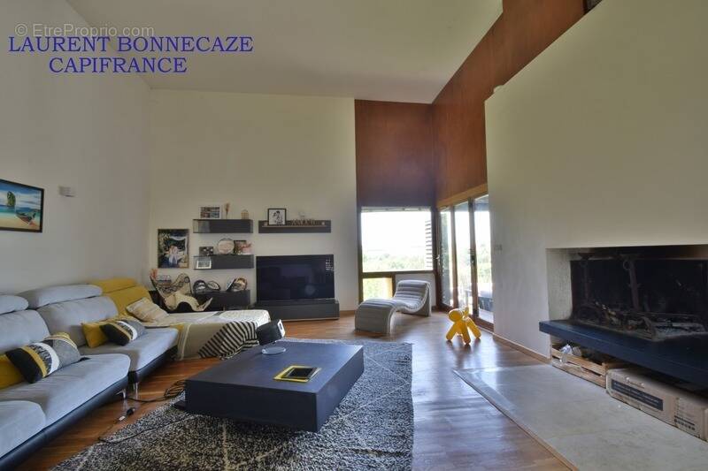 Maison de Caractére de type T7 sur un terrain de 8000M² proche de Valence d'Agen 82 - photo 5