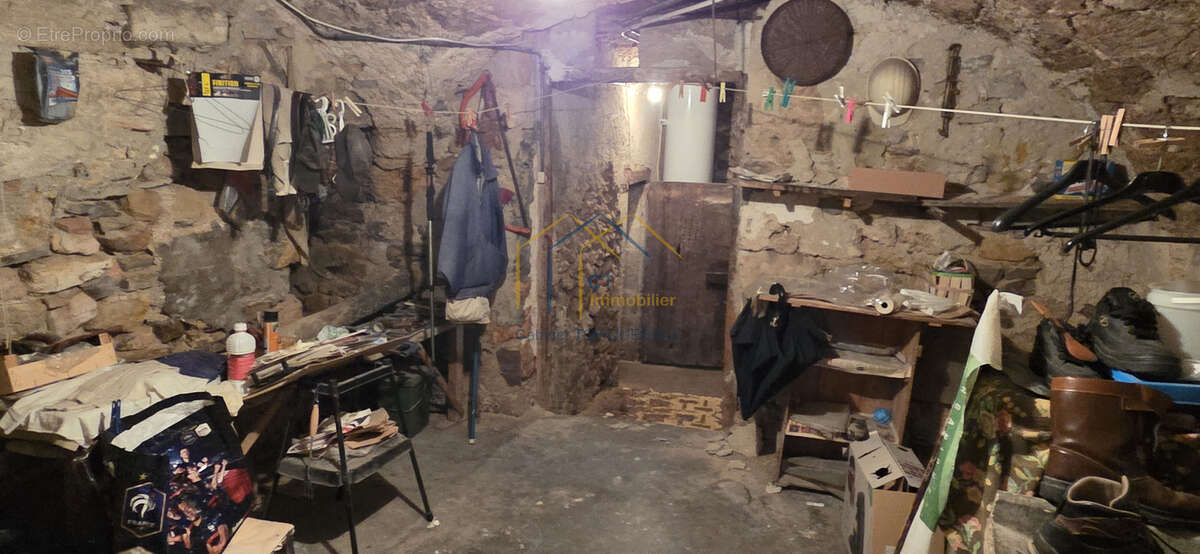 Maison à SAINT-BAUZILLE-DE-LA-SYLVE