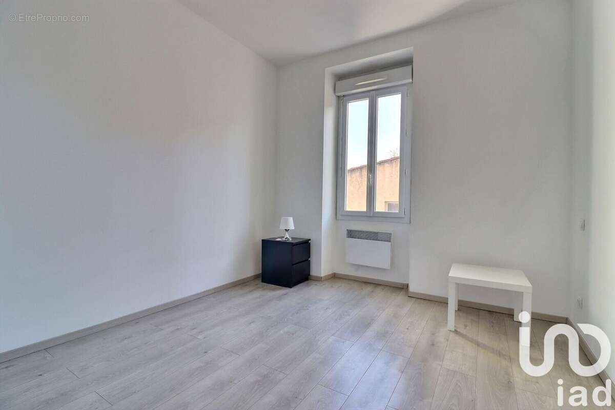 Photo 3 - Appartement à MARSEILLE-4E