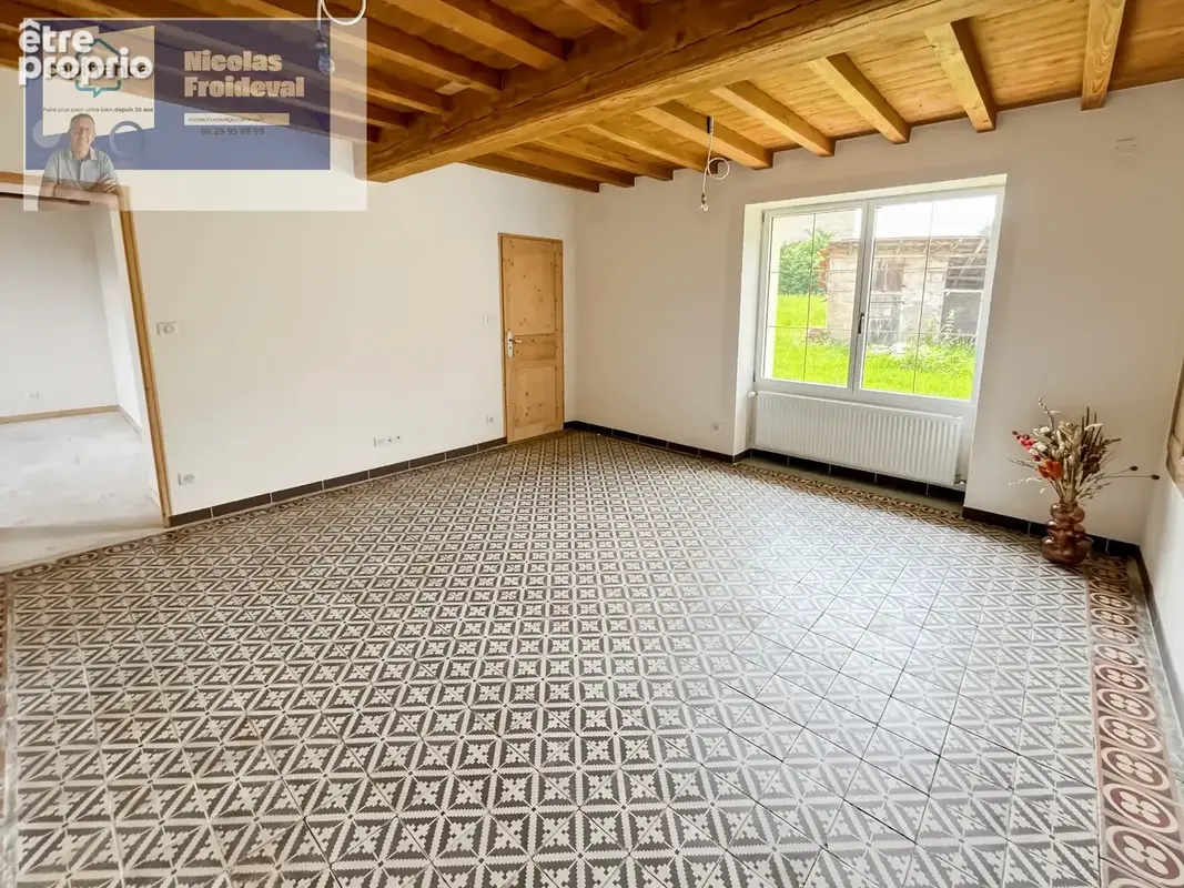 Élégante Longère Bressane Entièrement Rénovée avec Matériaux de Qualité - photo 20