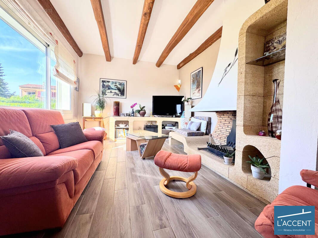 Maison à POULX